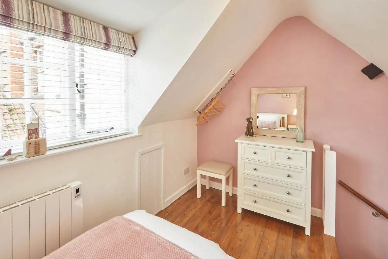 Holiday home Host & Stay - Dolphin Cottage 1736 Whitby United Kingdom