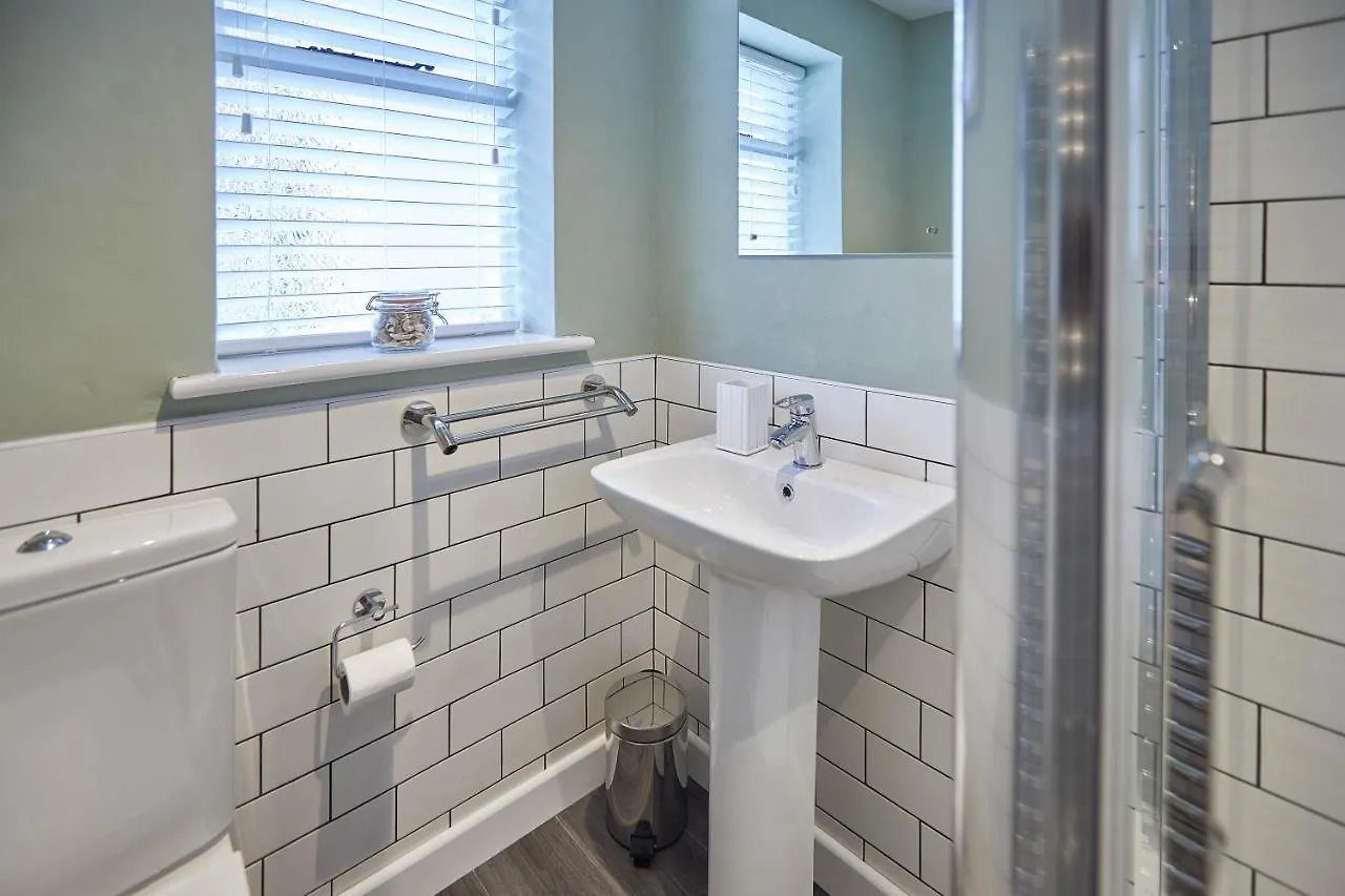 Host & Stay - Dolphin Cottage 1736 Whitby