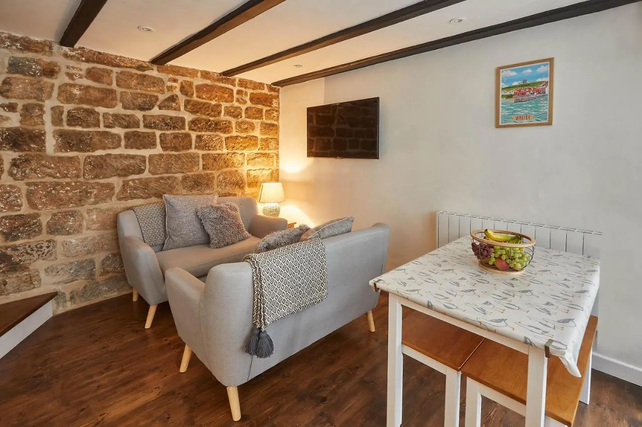 Host & Stay - Dolphin Cottage 1736 Whitby